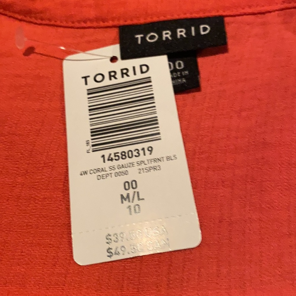 Torrid blouse - Picture 3 of 3